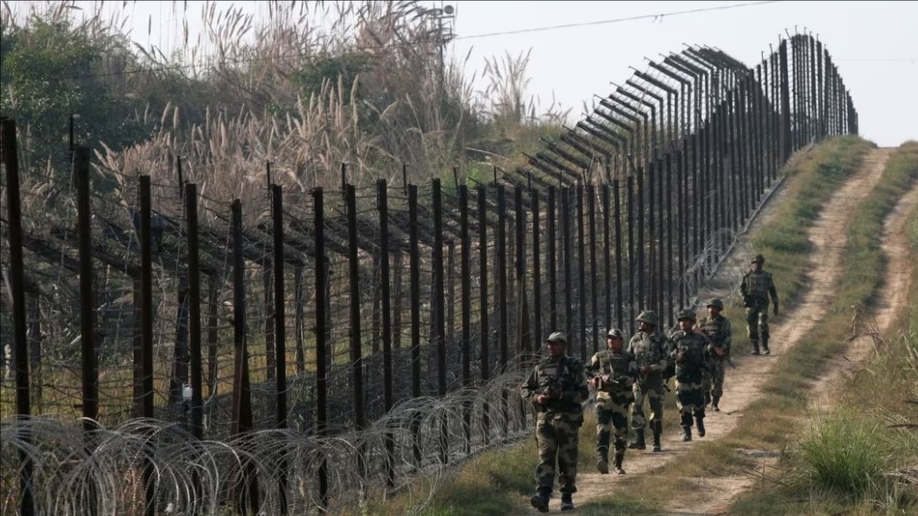 India Increase Pakistan Border Security Over Fears of Hamas-Style Attack
