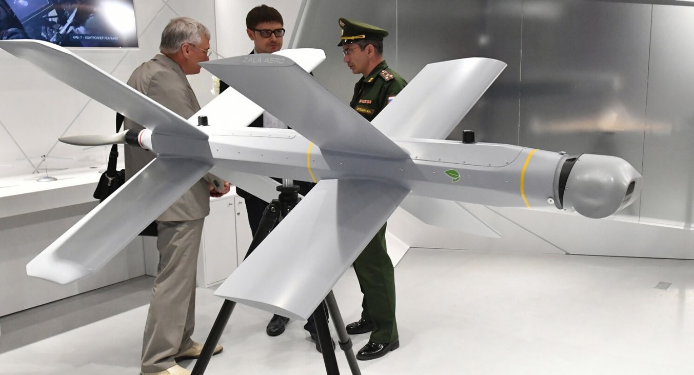 Russia Launches Mass Production of Scalpel Loitering Munition