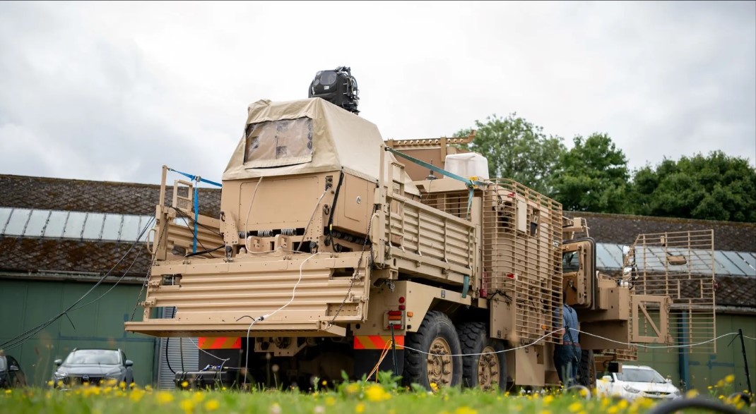 Raytheon HELWS Laser Weapon Successfully Tested on British Army Vehicle