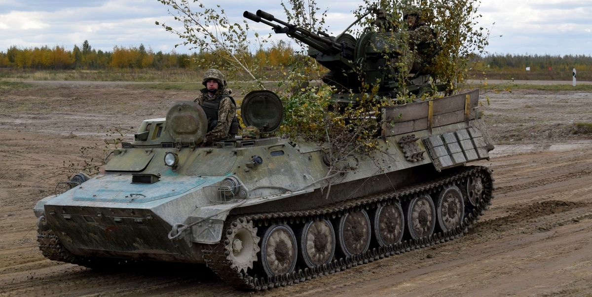 Russian Forces Deploy Kamikaze MT-LB APC Against Ukrainian forces