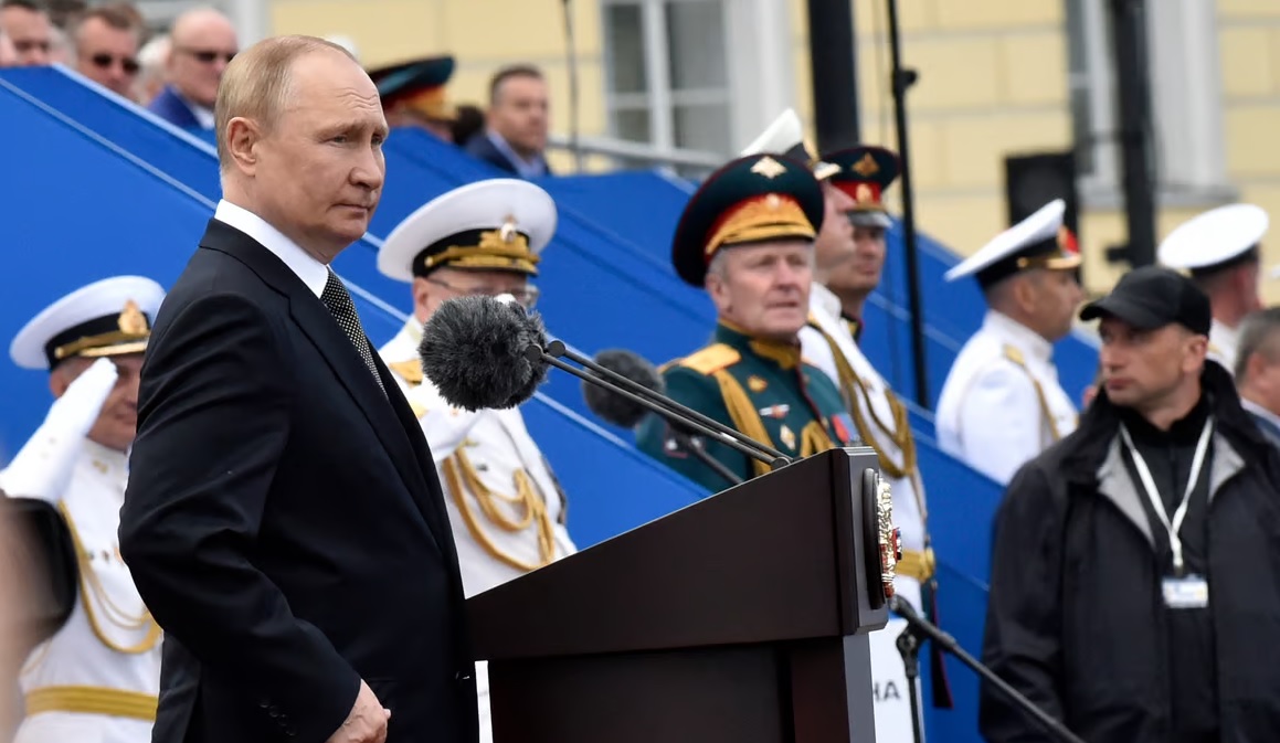 Putin says Nuclear Forces 'Always' on Alert in Victory Day Speech