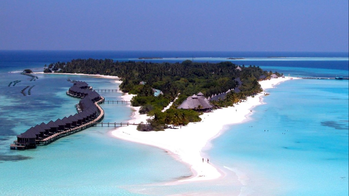 Sri Lanka Surpasses Maldives in Tourist Arrivals Amidst India-Related Controversy