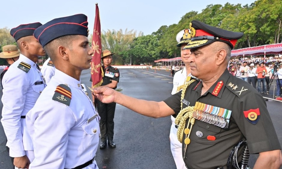 Army Chief Emphasizes Rapidly Changing Nature of Warfare During NDA Passing Out Parade