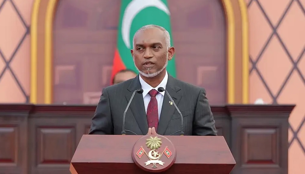  Political Turmoil in the Maldives: Opposition Party Readies Impeachment Motion Against President Muizzu
