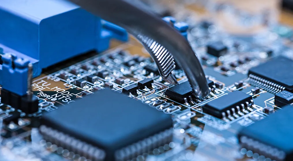 Bridging Bangalore Chip Design Prowess: India Strategic Move in the Semiconductor Arena