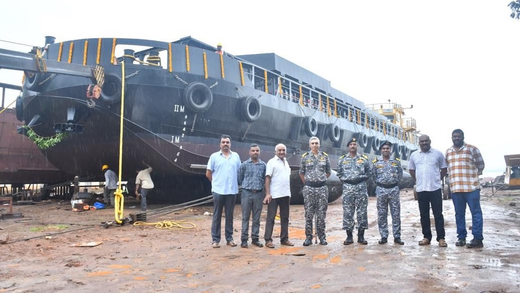 Launching Of MCA Barge LSAM 10 (Yard 78) At Visakhapatnam