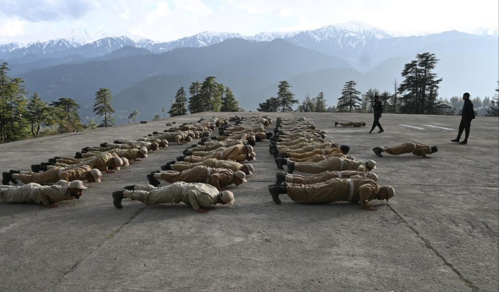 Over 1,000 J&K Police Officers Undergo Joint Training with Army to Boost Counter-Terrorism Efforts