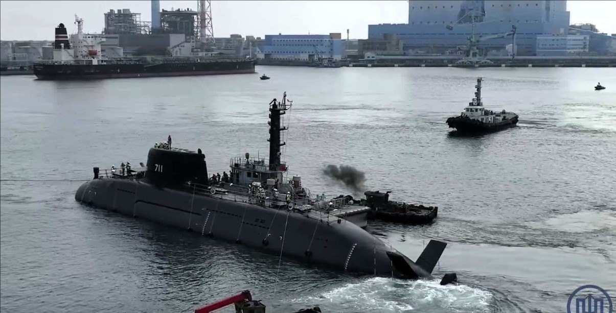 Taiwan’s Hai Kun Submarine Set for Sea Trials After Optronic Mast Delay