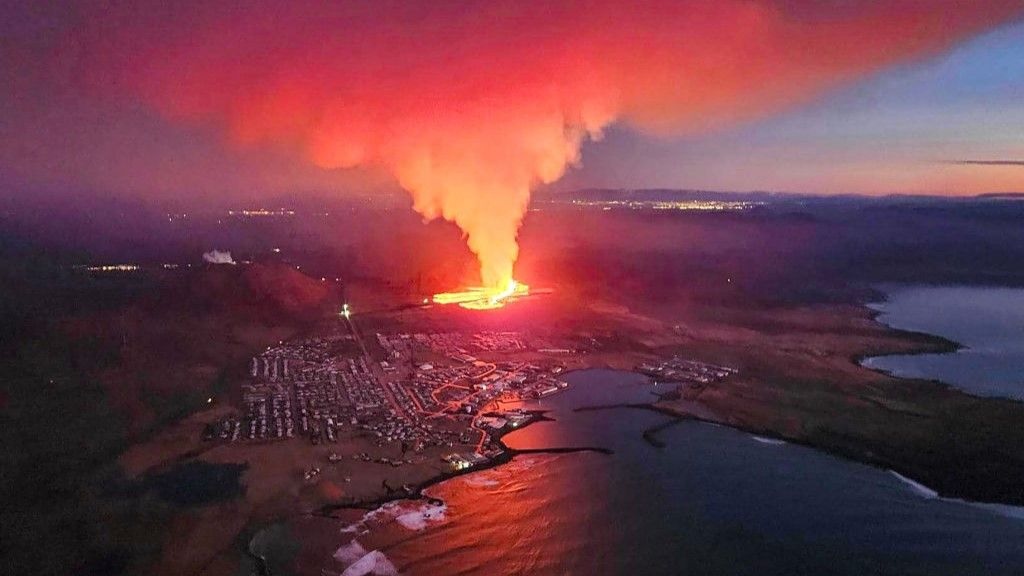 Toxic Gas from Iceland Volcano Moving Across Europe: Experts Warn of Ozone Impact