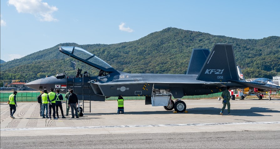 South Korea Police Raid on Korea Aerospace Office For Suspected Fighter Jet Tech Leak