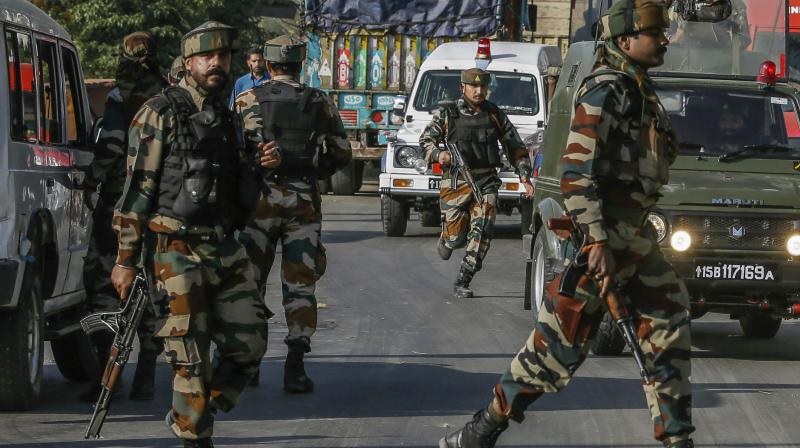 Indian Army, CRPF, and J&K Police Apprehend Two Suspects with Weapons in Shopia