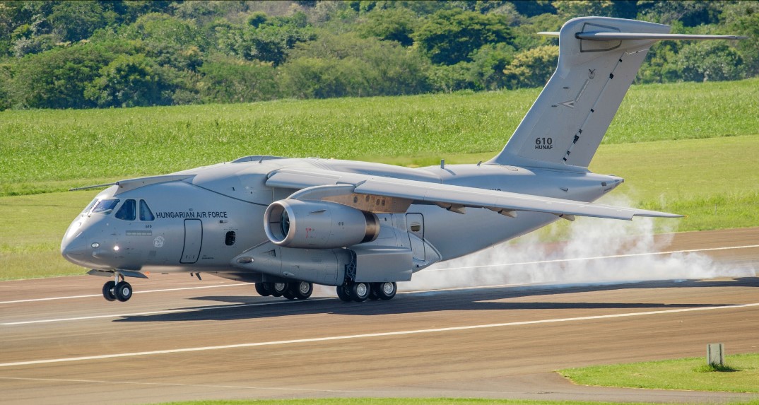 Hungarian Air Force Welcomes First Embraer C-390 Millennium Aircraft