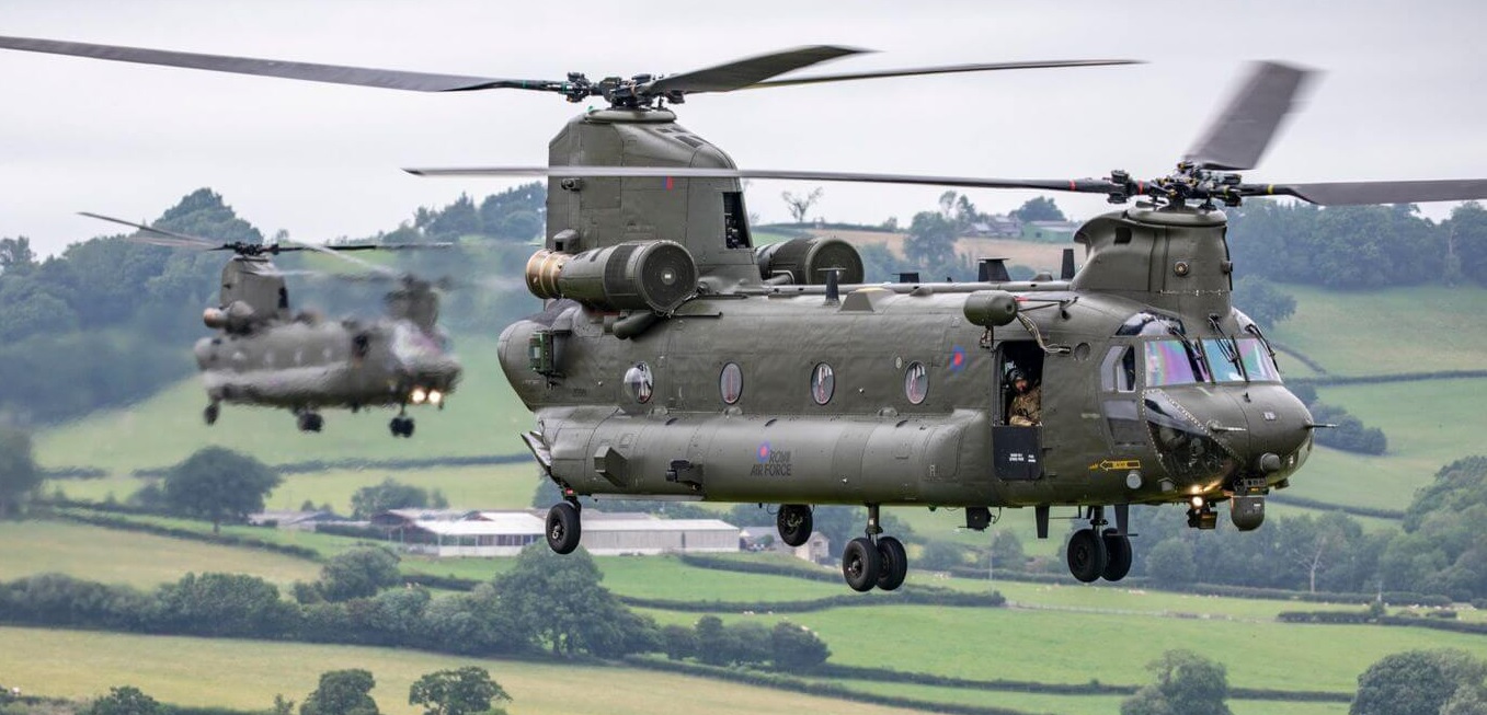 UK Buys 14 Chinook Extended Range Helicopters From US