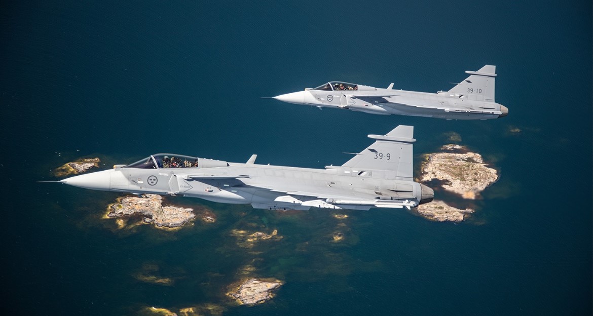 Sweden Purchases Additional LITENING 5 Targeting Pods for Gripen Fighters