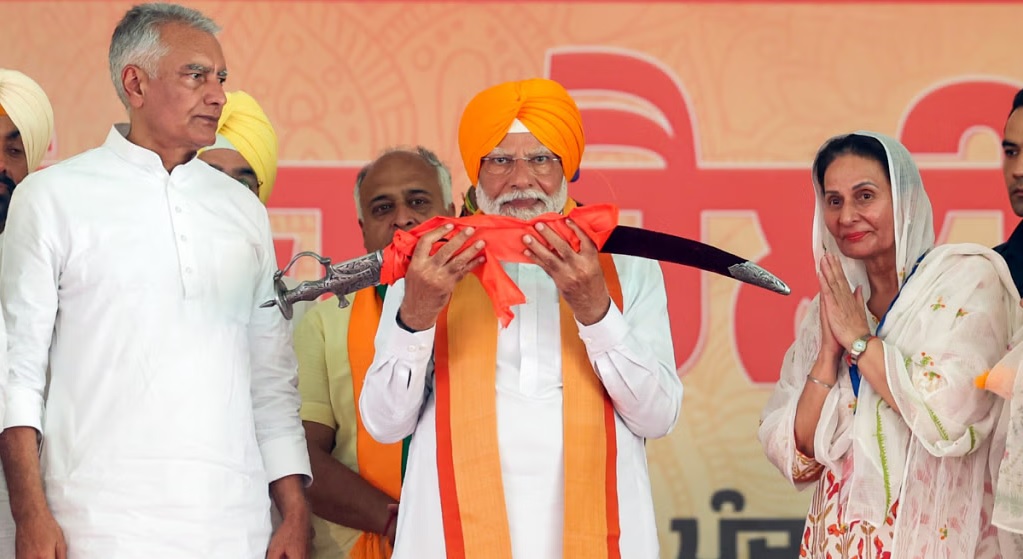 PM Modi in Punjab: 'I Would've Taken Kartarpur Sahib from Pakistan in Return of Their Soldiers In 1971 War'